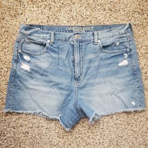 American Eagle Mom Short